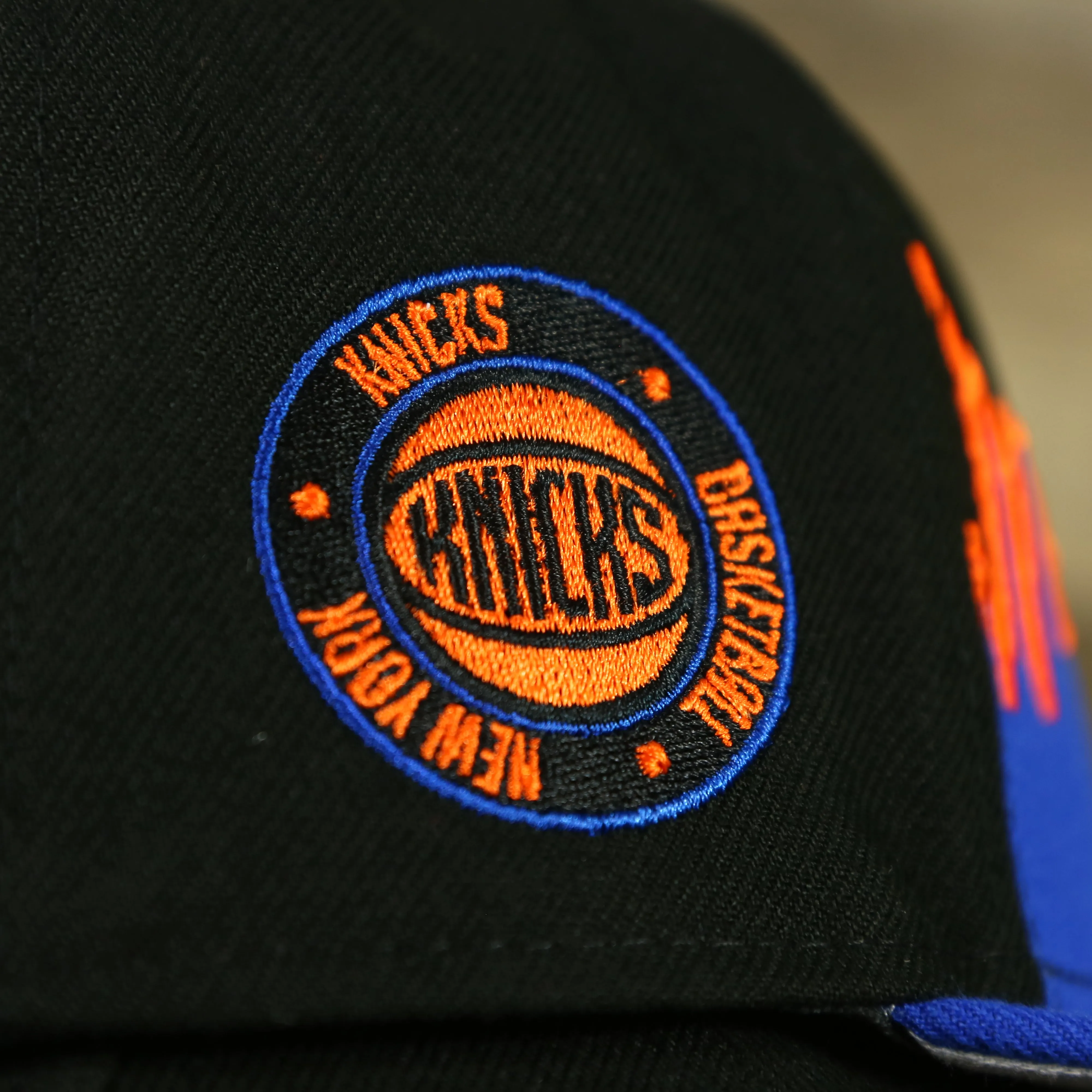 New York Knicks City Skyline Side Patch 9Fifty Snapback Hat | New York Skyline 950