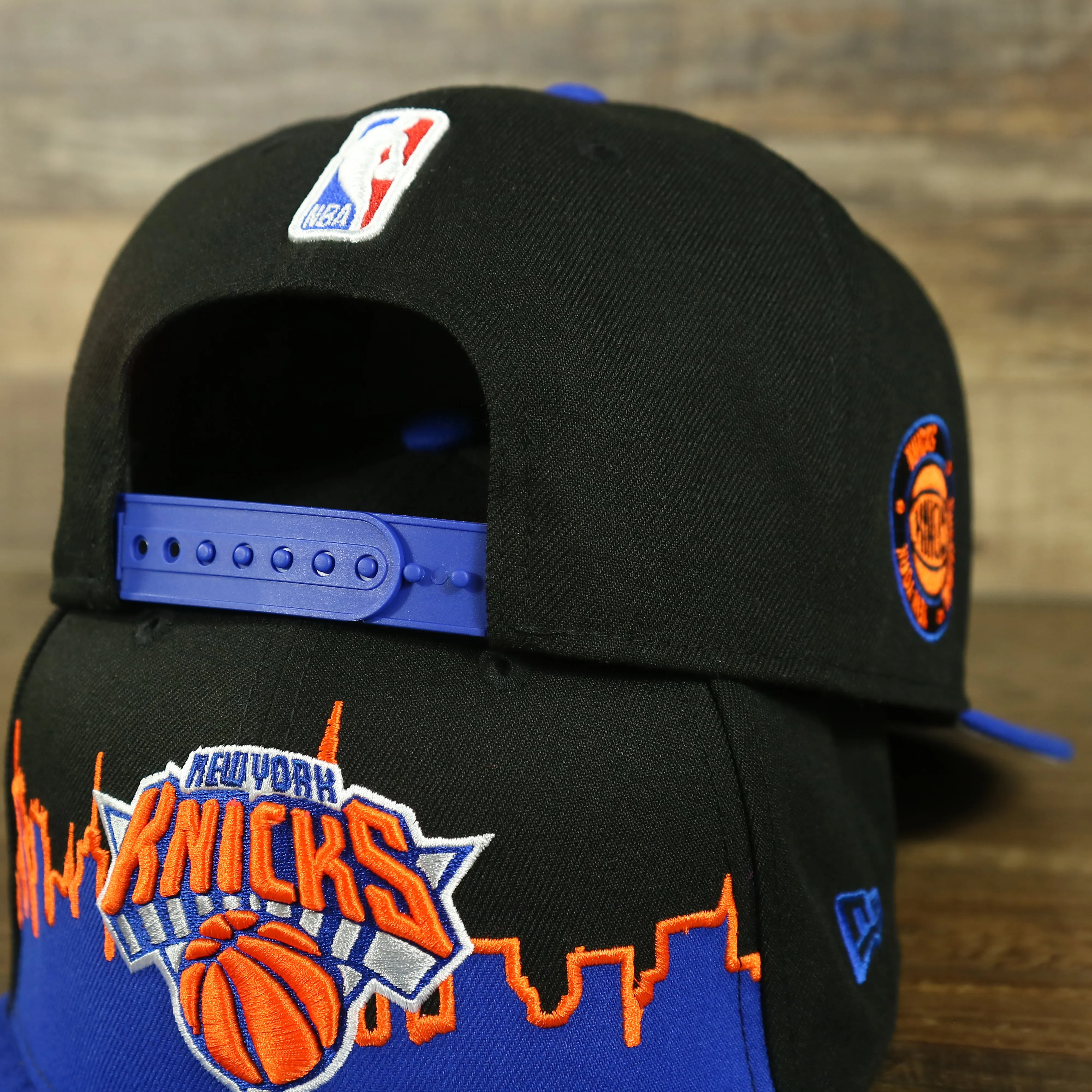 New York Knicks City Skyline Side Patch 9Fifty Snapback Hat | New York Skyline 950